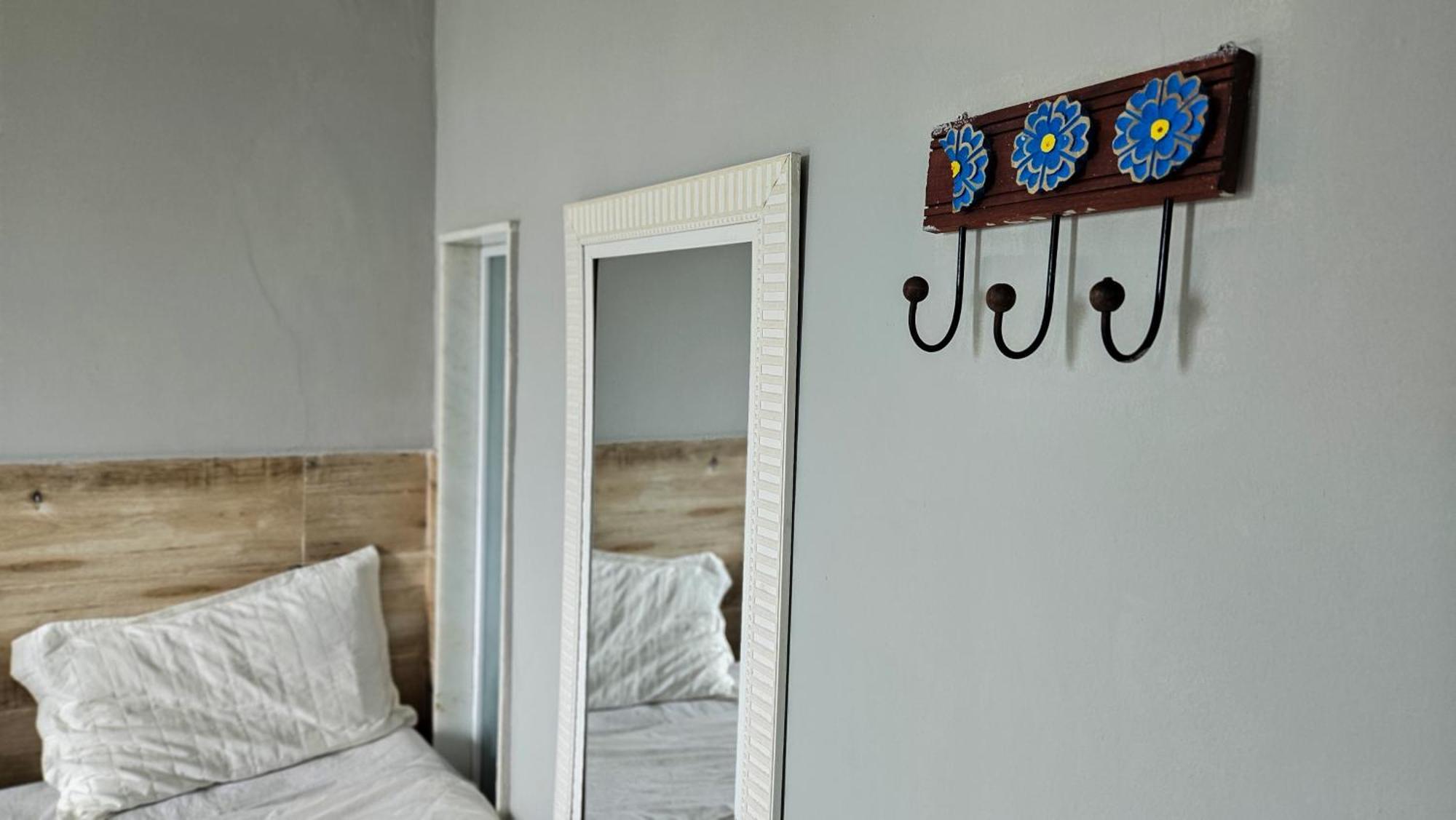 Hotel Bella Vista Ocean View Búzios Exteriér fotografie A wall-mounted coat rack