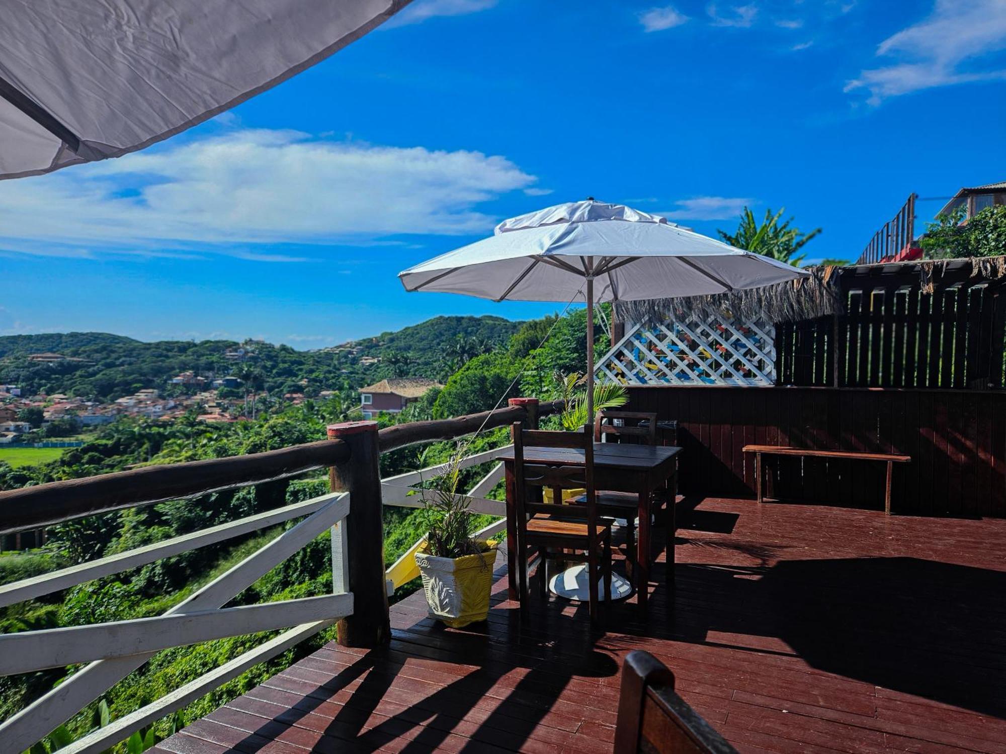Hotel Bella Vista Ocean View Búzios Exteriér fotografie A view of the town from the top of the hill